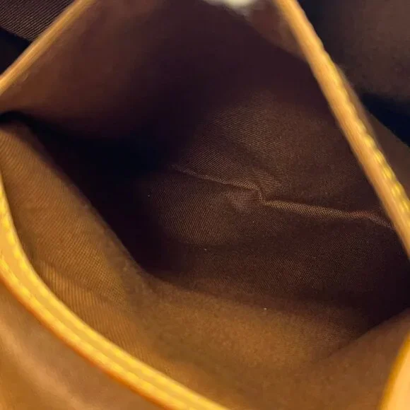 Louis Vuitton Backpack Montsouris GM Monogram - Picture 8 of 11